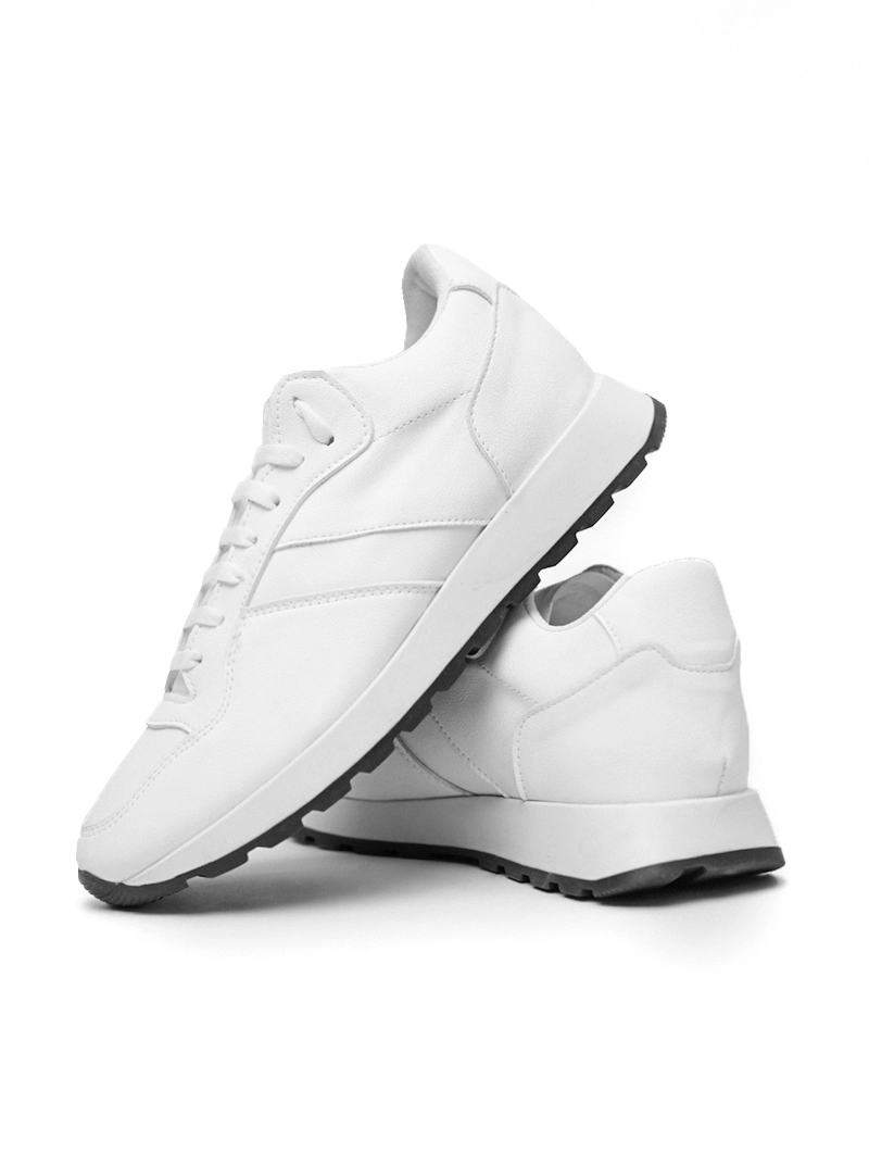 Baskets en simili cuir